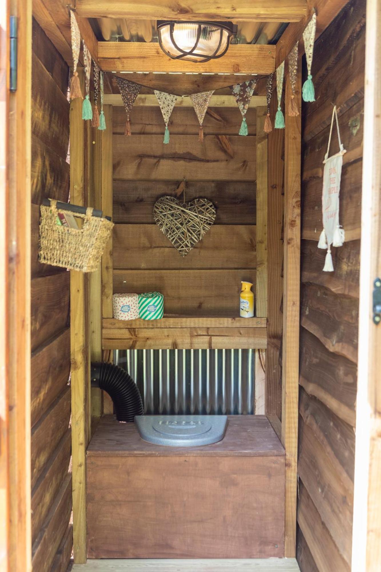 Stargazer Glamping Uk The Mahal 8 People Hotel Ross-on-Wye Екстериор снимка